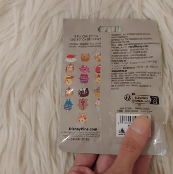 💖FIRM! NWT DISNEY PARKS DISNEY MUNCHLINGS SERIES 3 MYSTERY BAG TRADING PIN - Picture 4 of 6